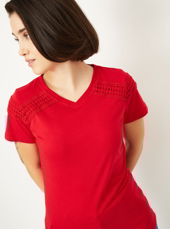 Women's Solid V-Neck Lace Panel Top